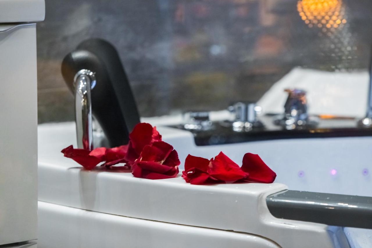 Leo Apartments Old Town Krakow Luaran gambar