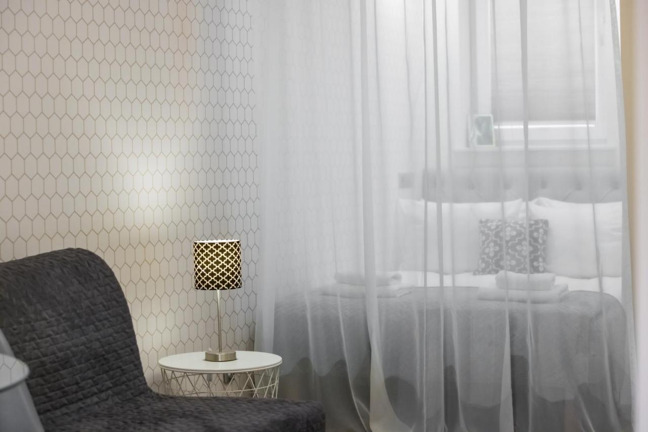 Leo Apartments Old Town Krakow Luaran gambar