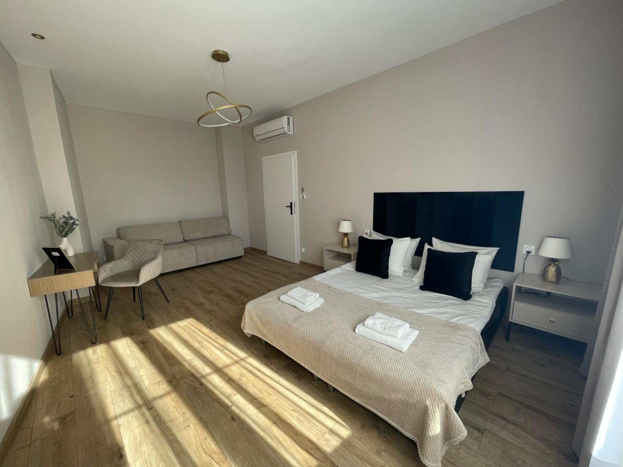 Leo Apartments Old Town Krakow Luaran gambar