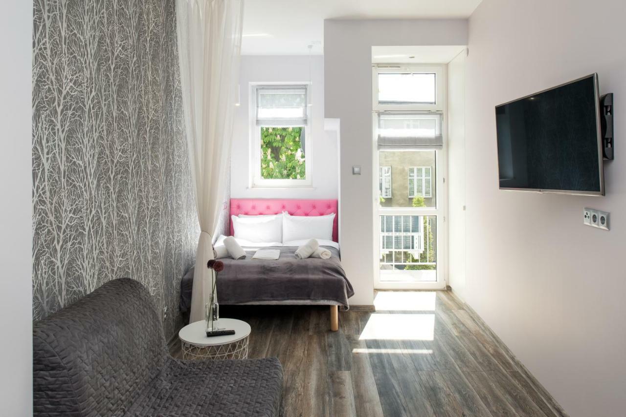 Leo Apartments Old Town Krakow Luaran gambar