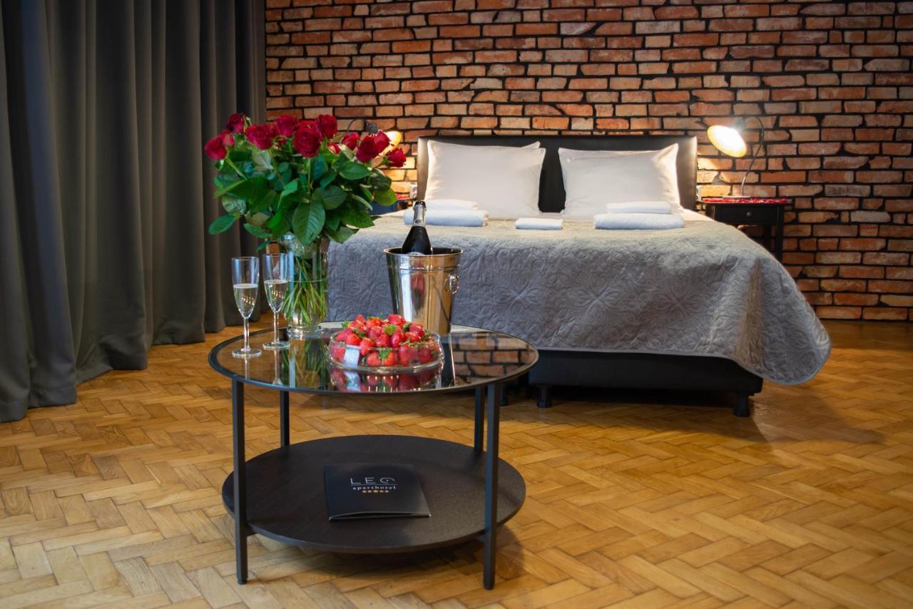 Leo Apartments Old Town Krakow Luaran gambar